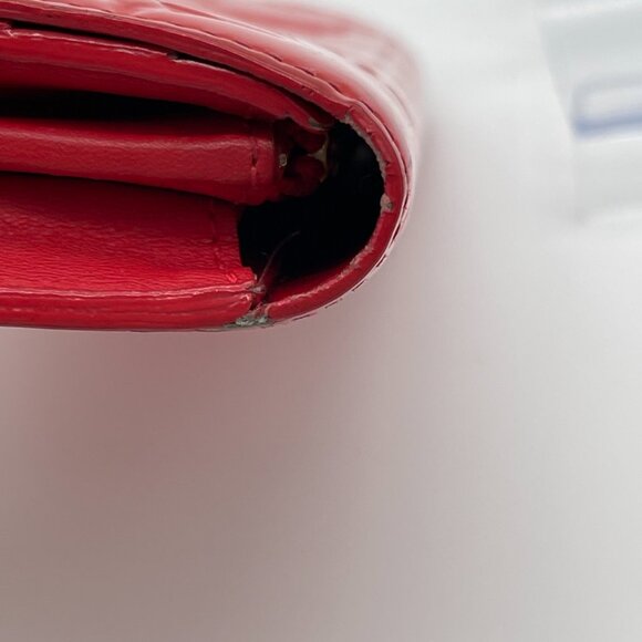 Louis Vuitton Womens Red Vernis Sarah Continental Wallet - Picture 4 of 11